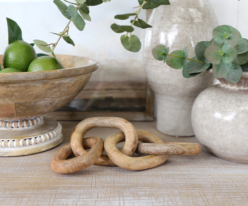 Arras Wooden Chain Link Sculpture