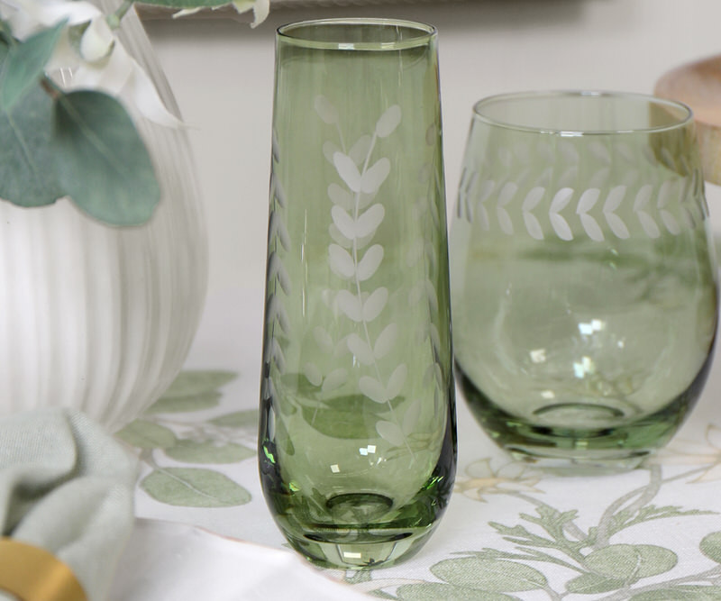 Set 2 Belvedere Green Champagne Flutes