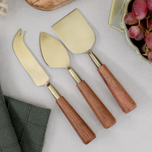 Set of 3 Argyle Cheese Knives, decorative home accessory