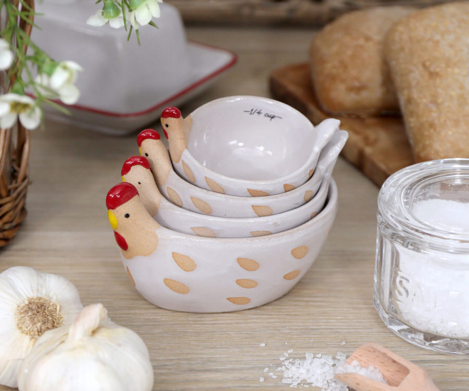 The Little Red Hen Measuring Cups