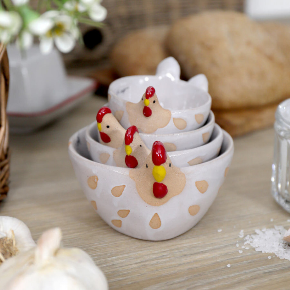 The Little Red Hen Measuring Cups, decorative tableware
