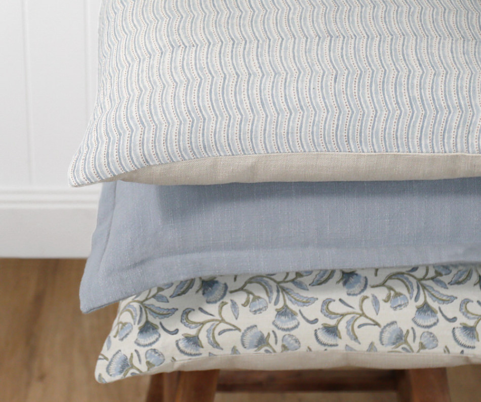 Cantata Blue Waves Cushion