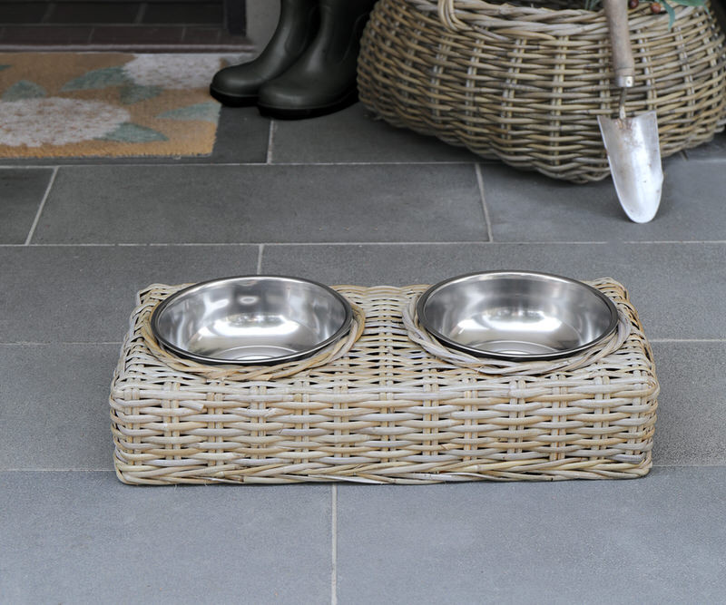 Boston Rattan Double Dog Bowl