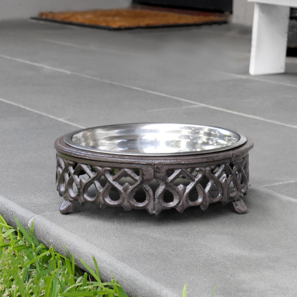 Bellcroft Cast Iron Dog Bowl, a tabletop piece for serving or decorative display