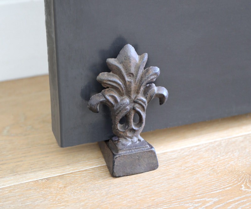 Vintage Hardware Collection Fleur De Lys Security Door Chain – Forged Iron