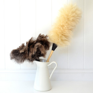 Lambswool Duster Deluxe - 60cm, a practical cleaning tool for regular household care