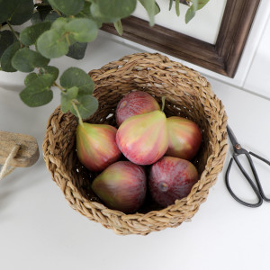 Set 3 Sicilian Blush Figs, highlighting the product's distinctive form and defining design