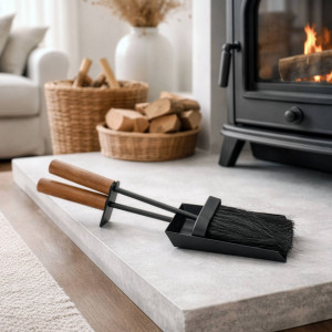 Hadley Hearth Brush & Pan, a practical cleaning tool for regular household care