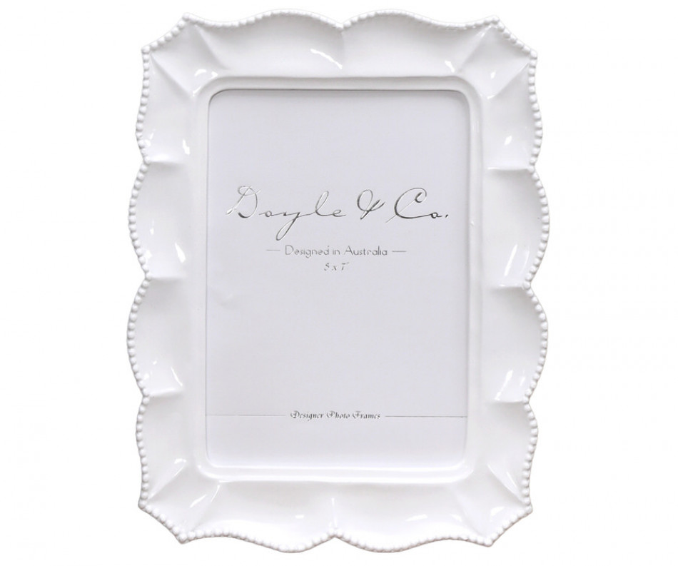 Mariana Scalloped White Photo Frame - 5x7