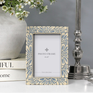 Portofino Blue & Cream Photo Frame 4x6", a decorative picture frame suited to shelf, tabletop or wall presentation