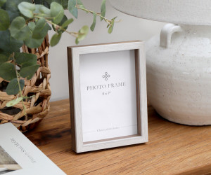 Fenwick White Wood Frame 5x7