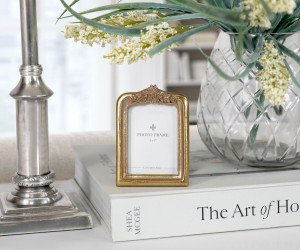 Clarissa Gold Arch Photo Frame 2x3