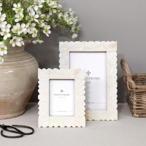 Camille Ivory Carved Photo Frame Mini