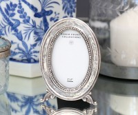 Narcisse Oval Silver Photo Frame - Petite