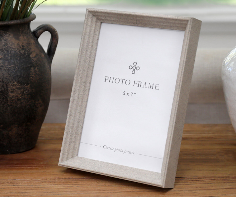 Sandstone Ridged Photo Frame 5x7"