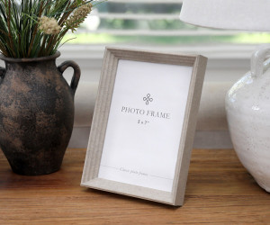 Sandstone Ridged Photo Frame 5x7