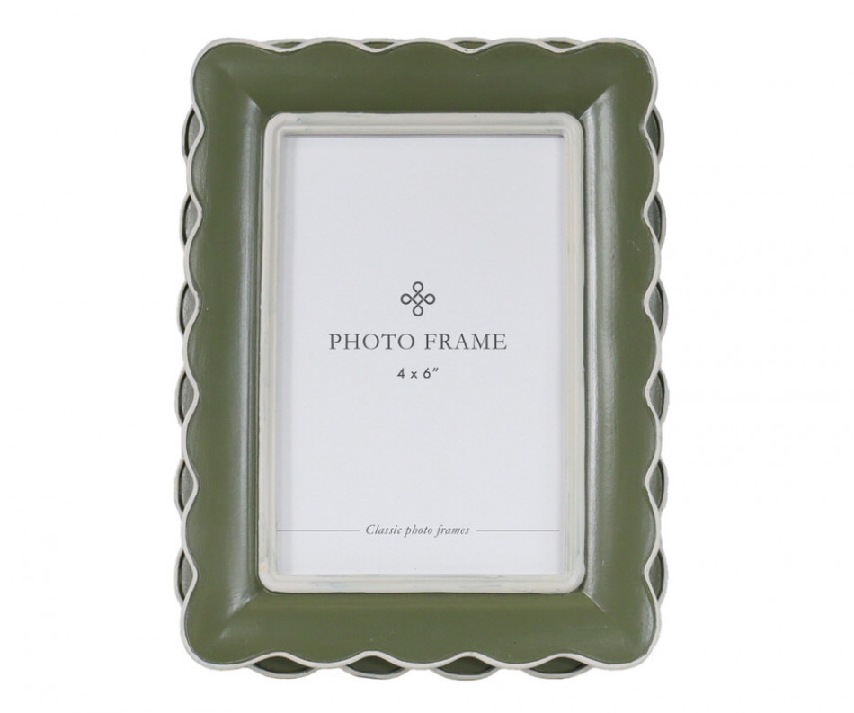 Portman Green Scallop Photo Frame 4x6
