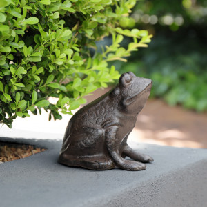 Henry the Frog Garden Ornament / Doorstop