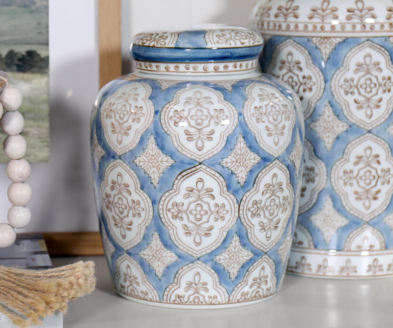Round Carlisle Blue Ginger Jar