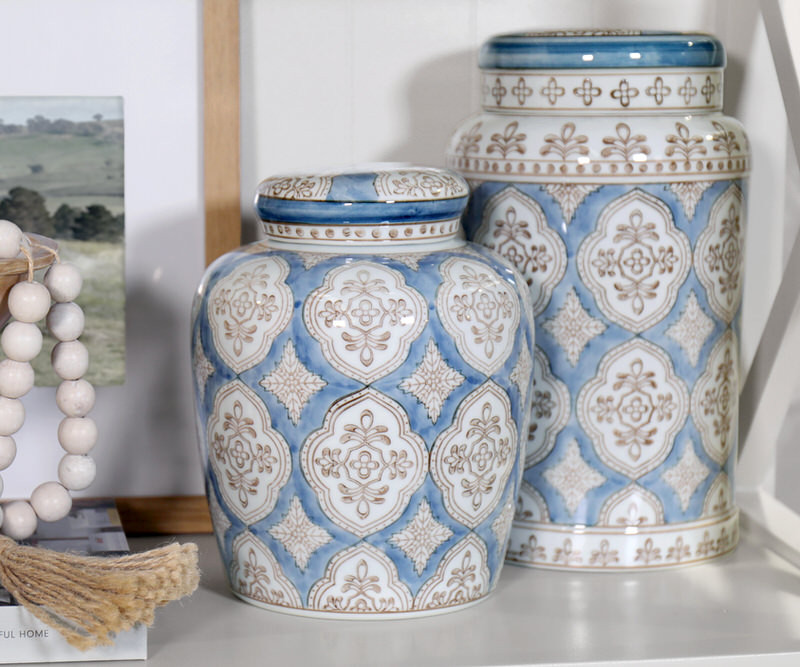 Round Carlisle Blue Ginger Jar