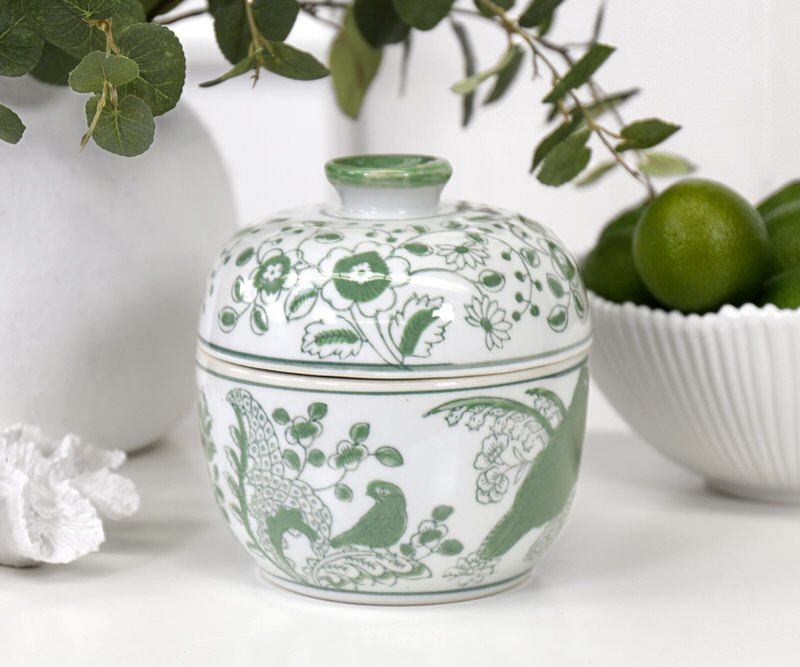 Montclair Parrots Green & White Ginger Jar