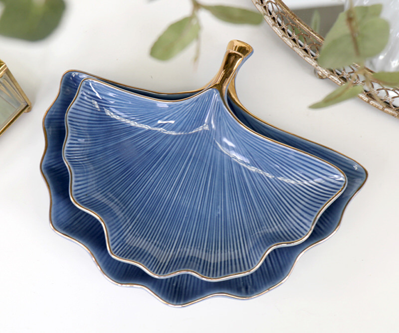 Large Gingko Leaf Plate - Cornflower Blue