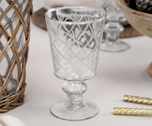 Chantilly Hand Etched Wine Glass
