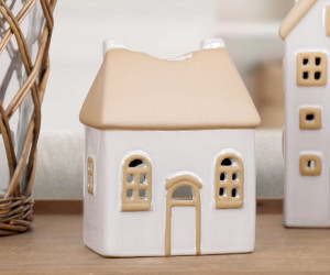 Snowberry Lane Cottage House Tealight