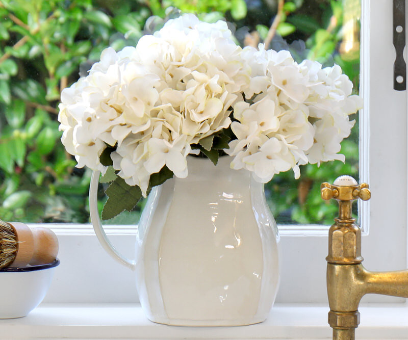 Set 3 Soft Cream Hydrangea Stems