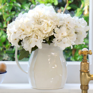Set 3 Soft Cream Hydrangea Stems, designed to add lasting floral or foliage detail to an interior display