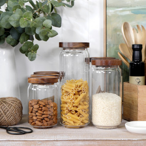 Tall Palmer Glass Jar 1.3L, a practical vessel for drinks with decorative tabletop appeal