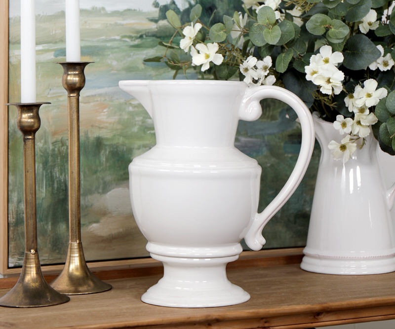 Clarendon White Jug - Large