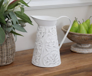 Short Sonata Embossed Vintage Jug