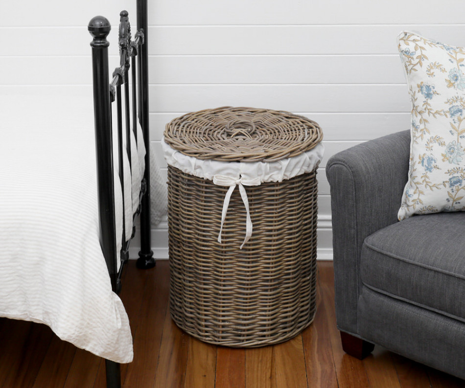 Provence Round Rattan Laundry Basket with Lid - Large