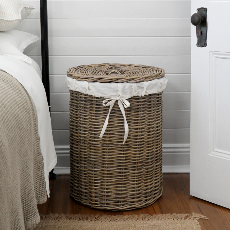 Provence Round Rattan Laundry Basket with Lid - Large, a practical basket for household storage or display