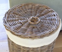 Provence Round Rattan Laundry Basket with Lid - Large