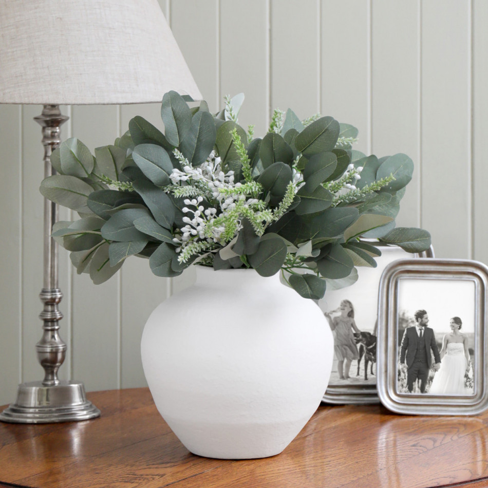 Derwent Eucalyptus Leaf Bouquet, decorative flowers or foliage for vase styling