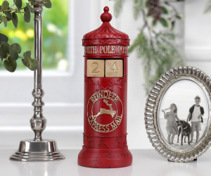 Traditional Mailbox Christmas Countdown