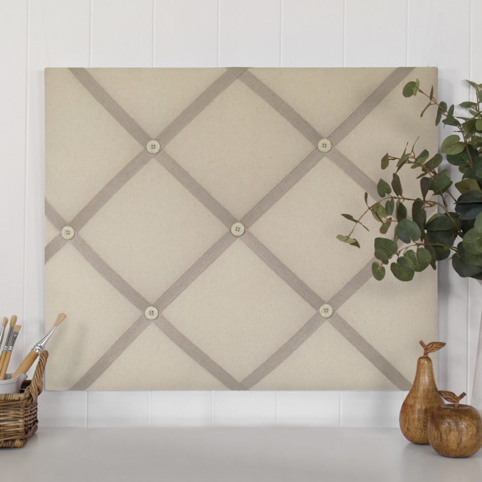 Natural Ribbon Memo Board