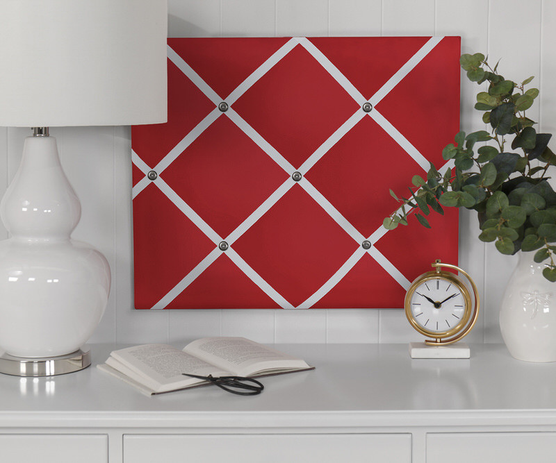 Red Ribbon Memo Board