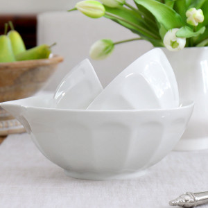 Set 3 Harris Fluted White Mixing Bowls, a tabletop piece suited to serving food or creating a decorative display