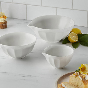 Set 3 Harris Fluted White Mixing Bowls, a tabletop piece for serving or decorative display