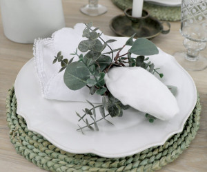 Set 4 Eucalyptus Napkin Rings