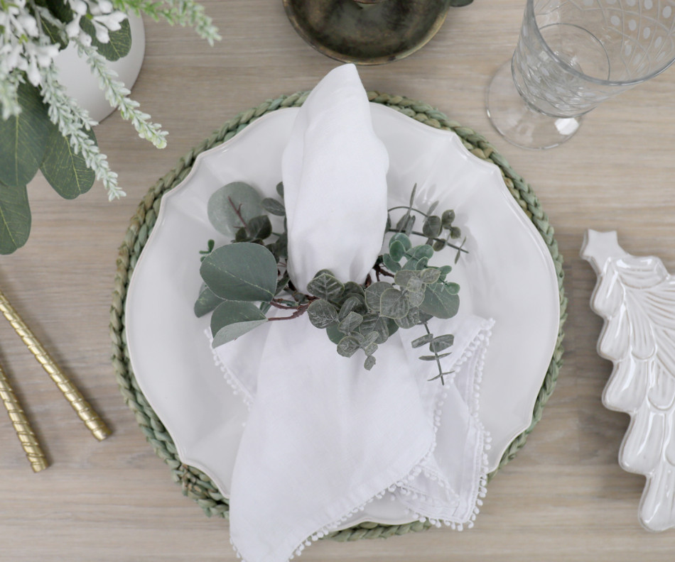 Set 4 Eucalyptus Napkin Rings