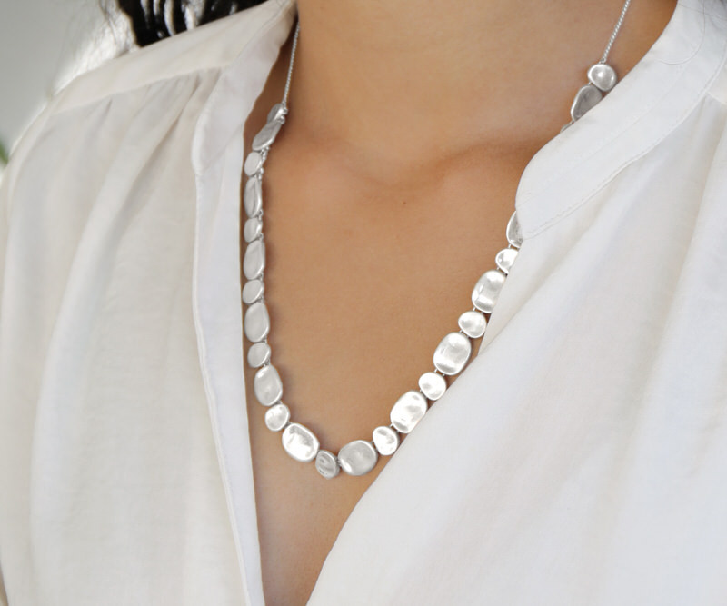 Tahira Silver Pebble Necklace
