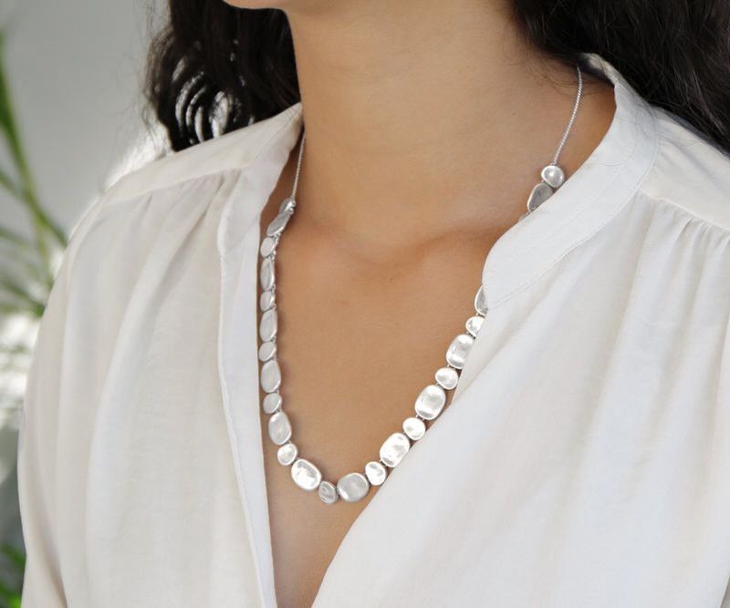 Tahira Silver Pebble Necklace