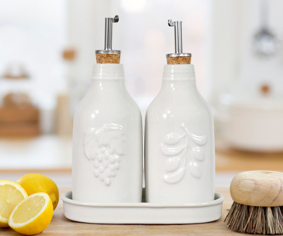 Set 2 Cucina Oil & Vinegar Bottles