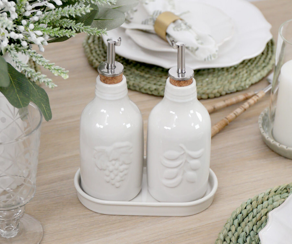 Set 2 Cucina Oil & Vinegar Bottles