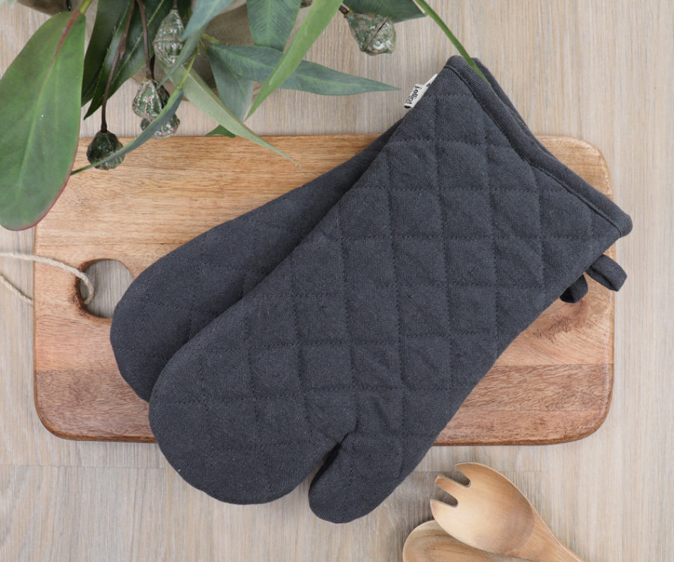 Set 2 Charcoal Villa Oven Mitts