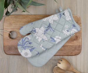 Set 2 Soft Blue Larkhill Floral Oven Mitts